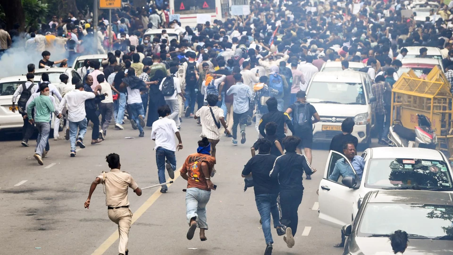 Why Delhi Police fired first tear gas shell at CJP’s Parliament march