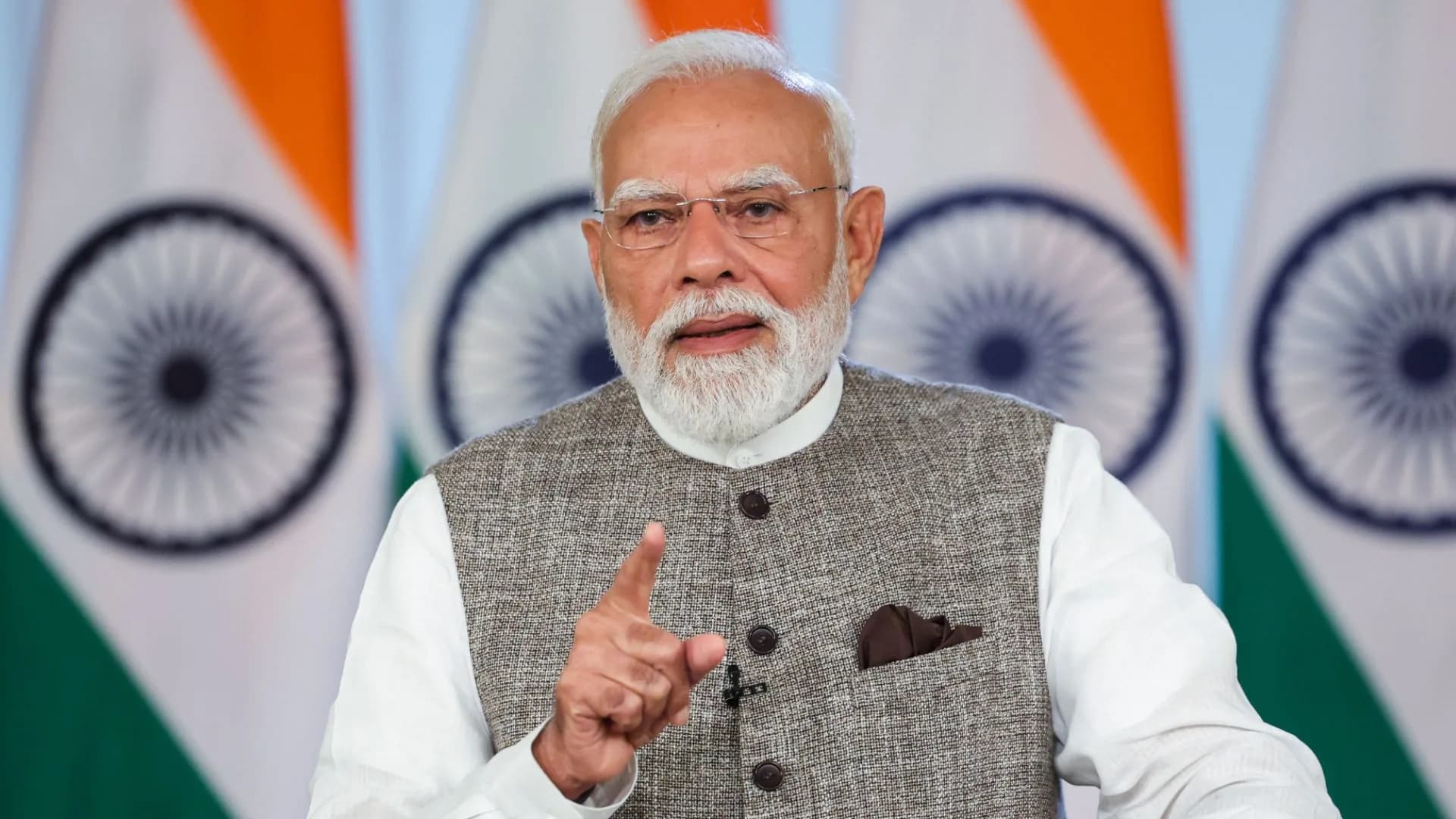 PM Modi remembers Kargil martyrs on 27th Vijay Diwas, hails soldiers’ courage and commitment