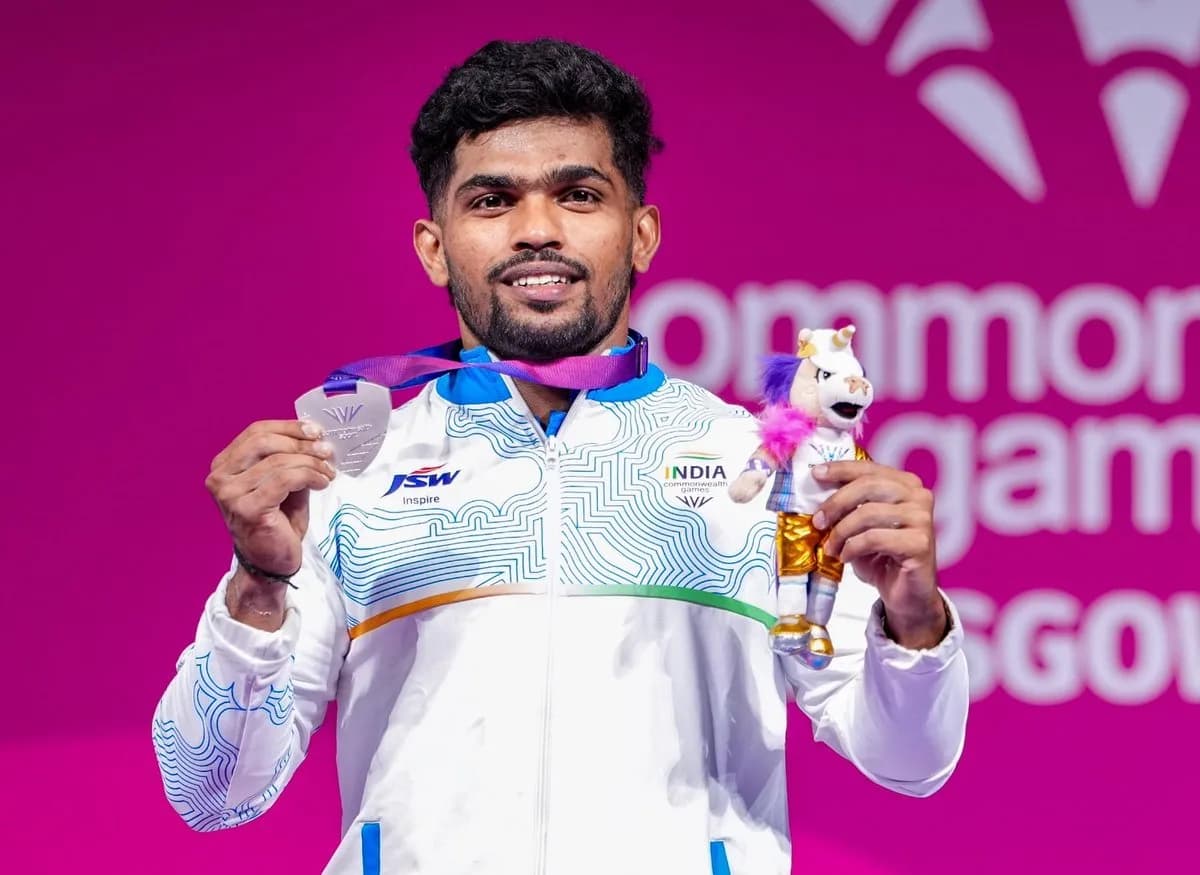 Tamil Nadu CM Vijay announces ₹30 lakh reward for Commonwealth silver medallist Raja Muthupandi
