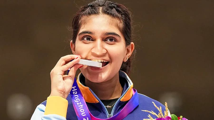 Esha Singh beats Manu Bhaker to win gold at ISSF World Cup in Hangzhou