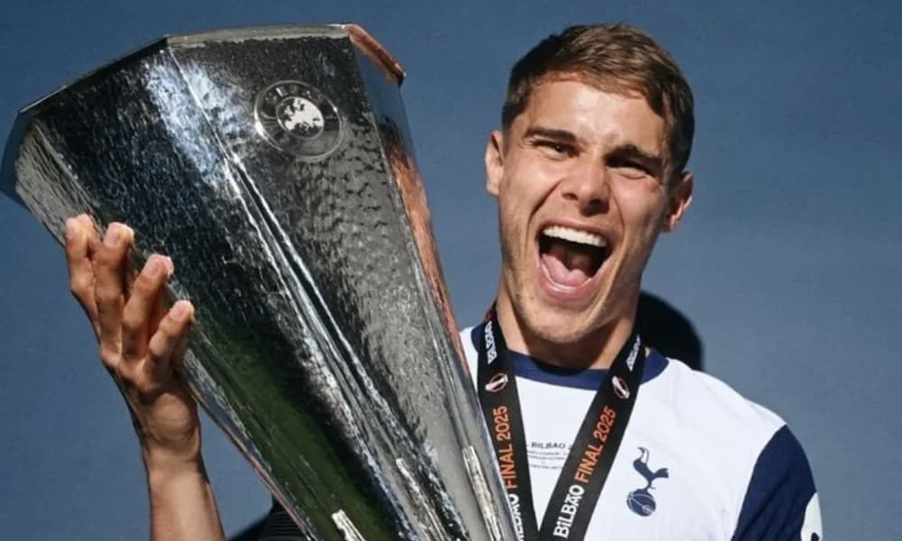 Micky van de Ven says Spurs’ spending shows fresh ambition
