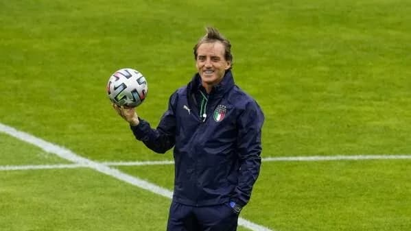 Roberto Mancini returns as Italy coach, Claudio Ranieri named Technical Director